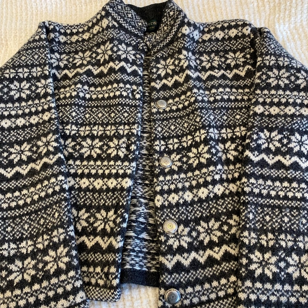 J.crew 100% wool button up cardigan - Picture 3 of 3